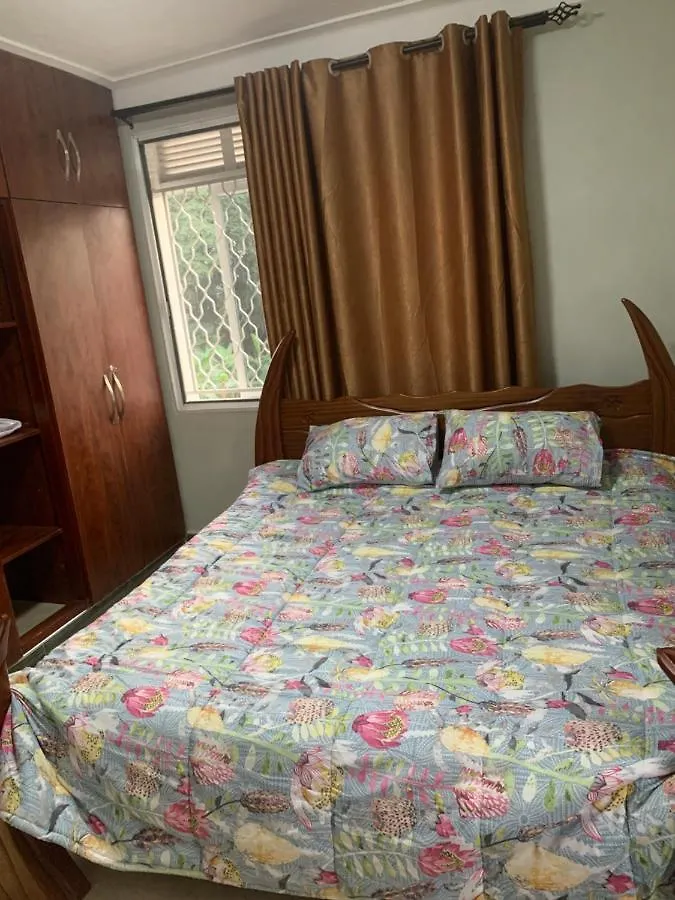 Fortune Apartments F3 Lungujja Makamba Rd 坎帕拉 营地